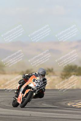 media/Nov-16-2025-Race Pace (Sun) [[8c5fa54630]]/Verified Riders/7-Turn 4 (1155am)/